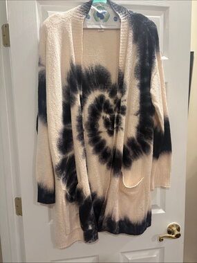 Electric & Rose Black and Cream Tie-Dye Open Cardigan